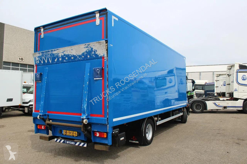 Camion Iveco 120E21 + LIFT + EURO 6 + 2 PIECES...
