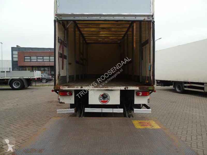 شاحنة DAF 65220 + LIFT
