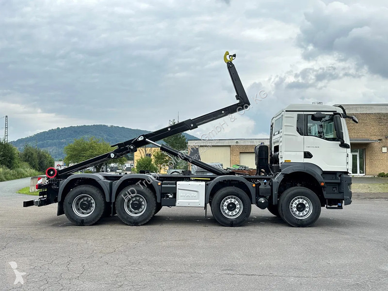 شاحنة MAN 35.480 MAN  35.480 8x4 Euro6e Hiab...