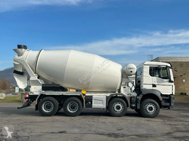 شاحنة MAN TGS MAN TGS 8x4 /Euro6e Euromix EM 12 R