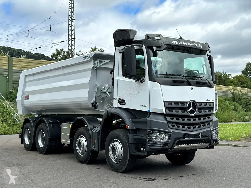 شاحنة Mercedes 4142 Mercedes-Benz 4142 8X4...