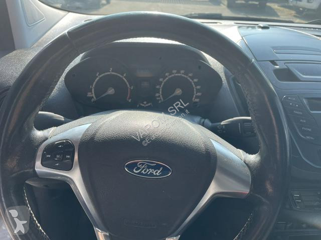شاحنة Ford TRANSIT