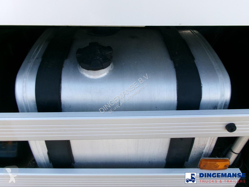 Lastbil Volvo 260 4x2 dxi fuel tank 13.3 m3 / 4...