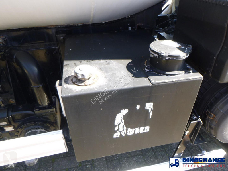شاحنة Renault 270.18 dci 4x2 gas tank 17.1 m3