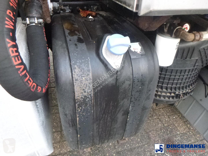 Camion Mercedes 1824 4x2 vacuum tank 8.1 m3