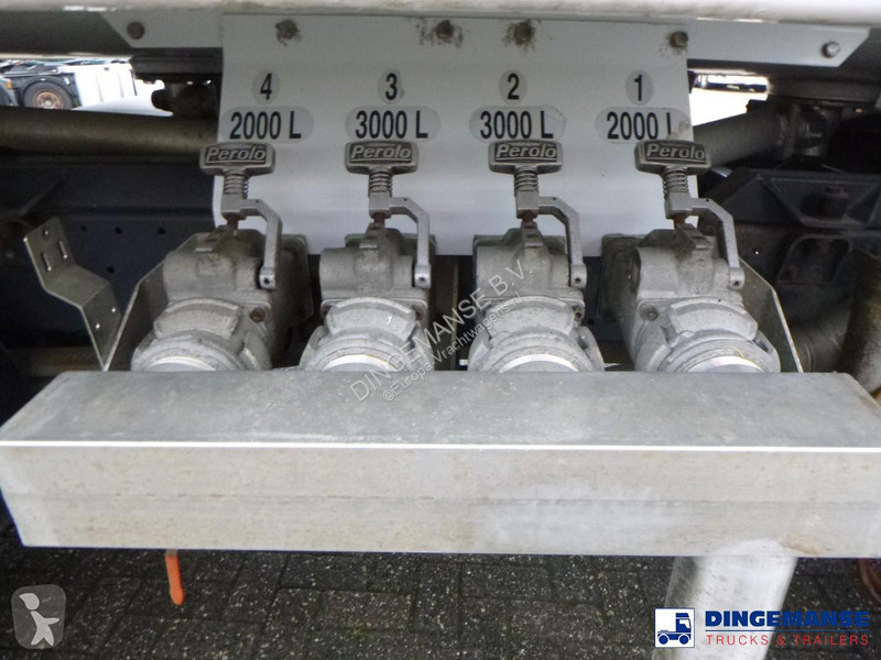 شاحنة Renault 220 dci 4x2 fuel tank 10.5 m3 / 4...