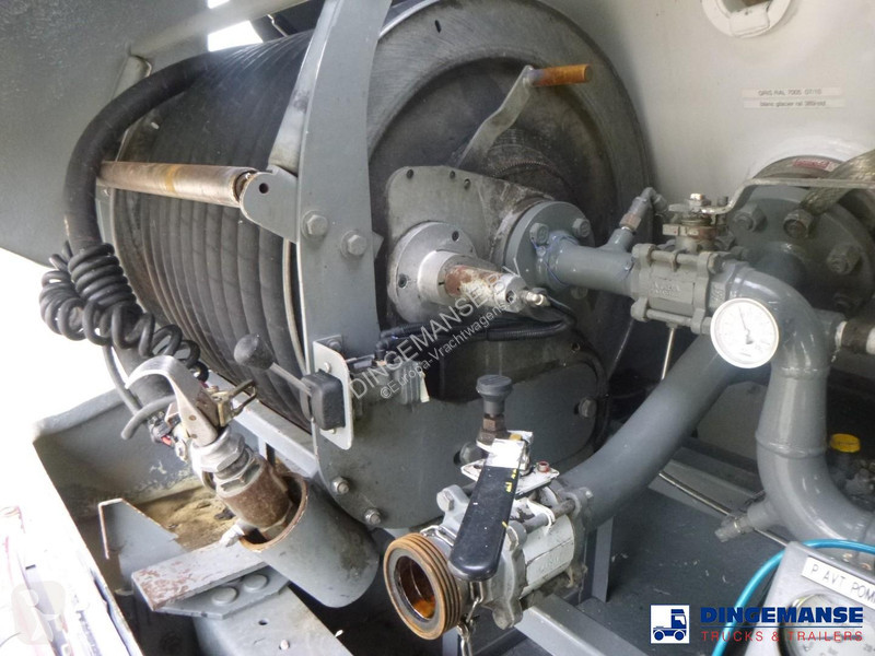 شاحنة Renault 270.19 dxi 4x2 gas tank 19.6 m3