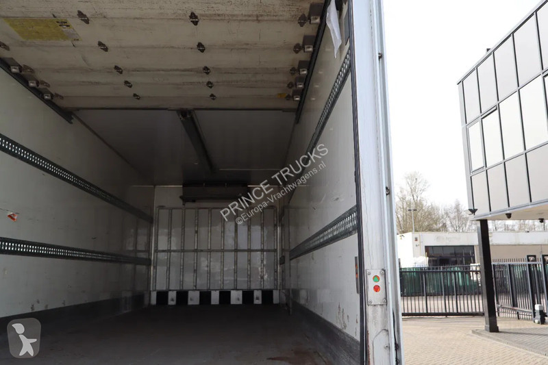 شاحنة Renault D * EURO6 * 4X2 * CARRIER * LOW...