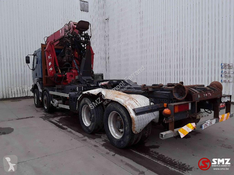 شاحنة Renault 420 hook/crane