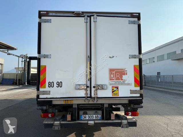 شاحنة Iveco