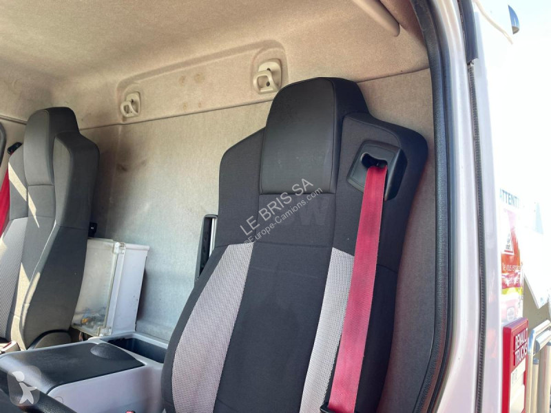 شاحنة Renault  D210