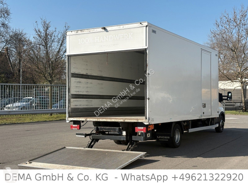 Грузовик Iveco...