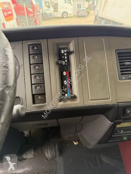 شاحنة Nissan