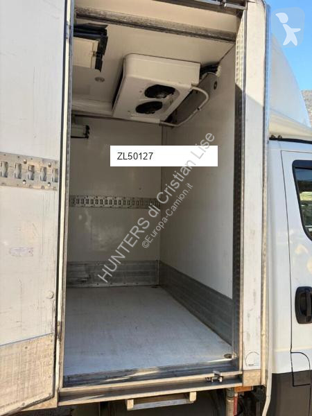 شاحنة Iveco 35C14