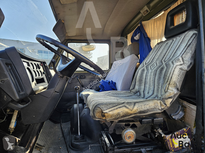 Kamión Volkswagen VW-MAN 8.136