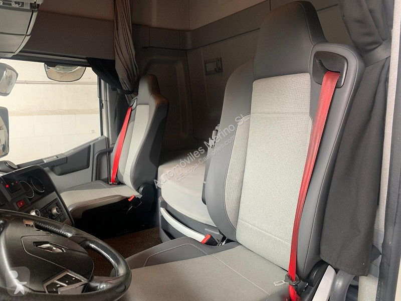شاحنة Renault T 520