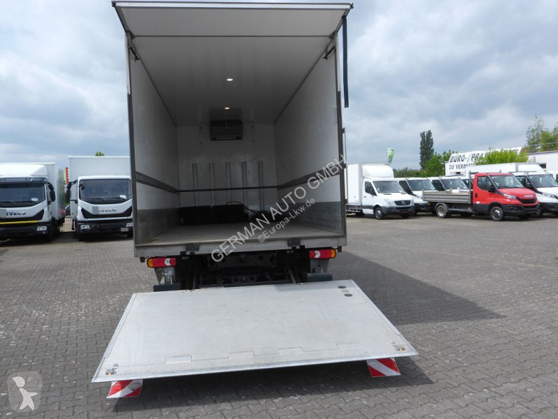 شاحنة Iveco 75E21/P M.Carrier 450 Kühler