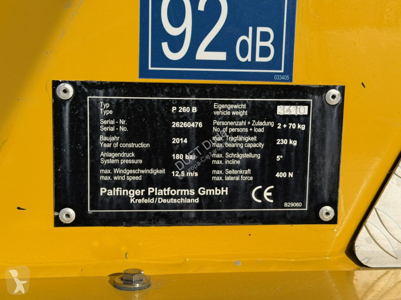 شاحنة Nissan Zwyżka Podnośnik Koszowy PALFINGER...