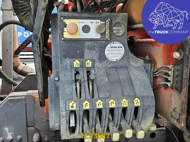شاحنة Volvo 340