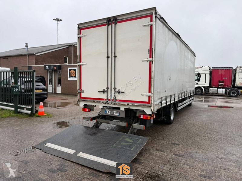 شاحنة DAF FA  230 12 TON -...