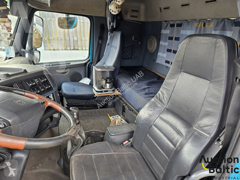 شاحنة Volvo 480