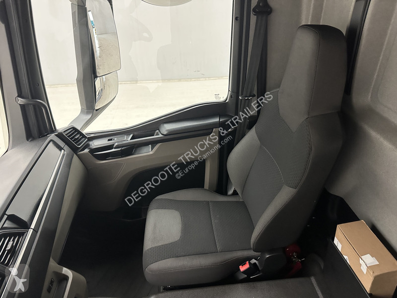 شاحنة MAN TGM 18.290