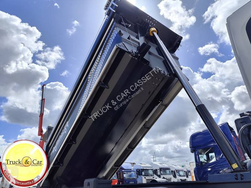 شاحنة Iveco