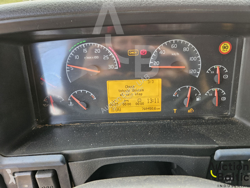 شاحنة Volvo 480