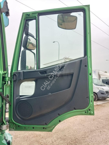 شاحنة Iveco  IG140E2CA