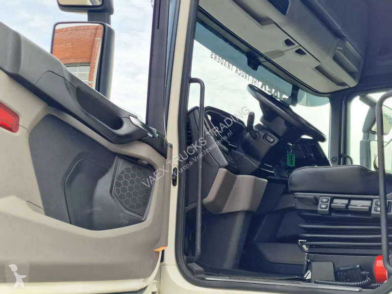 شاحنة Scania R590 V8 NGS Highline 6x2 - BDF -...