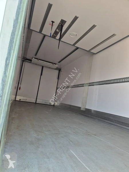 Lastbil Mercedes e ACTROS 400 L