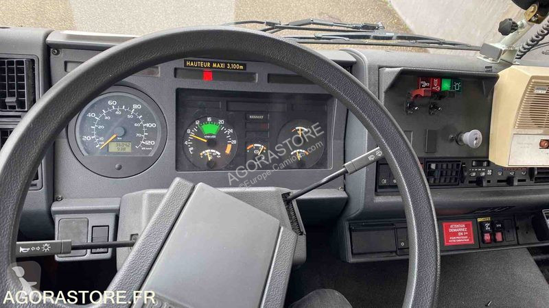 Грузовик Renault M210