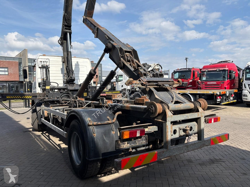 شاحنة Mercedes ATEGO 1823 + HIAB-102-S 2 + Euro...