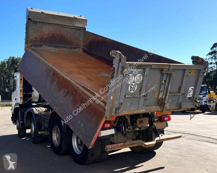 شاحنة Volvo
