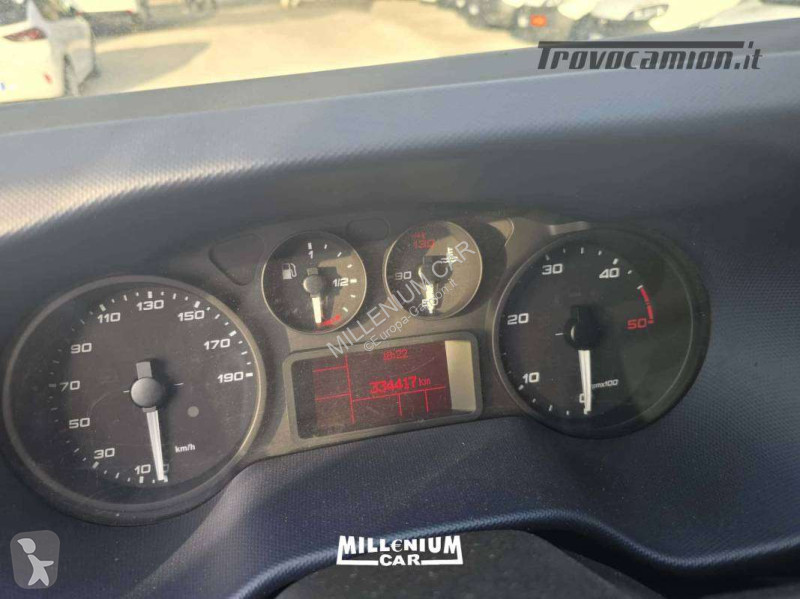 Camion Iveco 72-18 HI MATIC 2018 EURO 6 CELLA 5,20