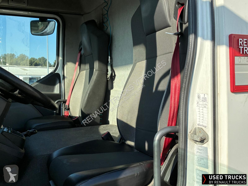 شاحنة Renault D Cab 2.1