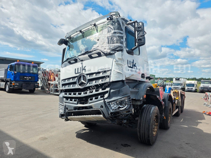 شاحنة Mercedes 4142 / 8X4 / 41ton Chassis /