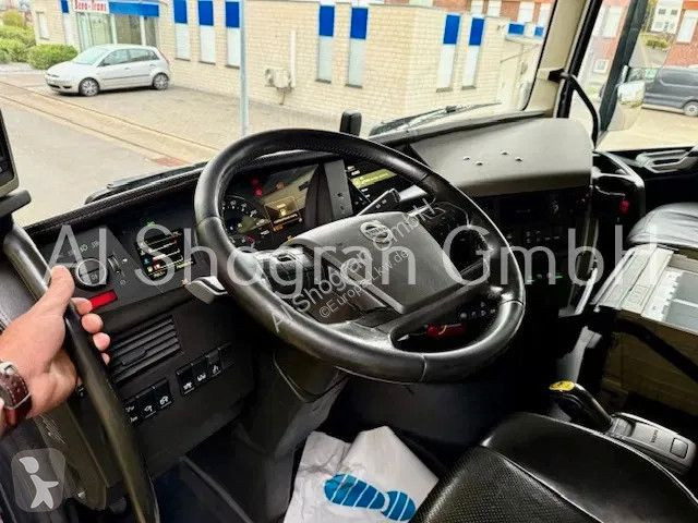Camion Volvo 16750 6x4/Kran Epsilon...