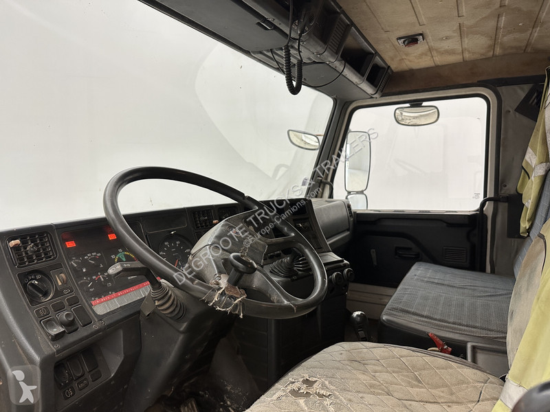 شاحنة Scania 93.280 - 6x4