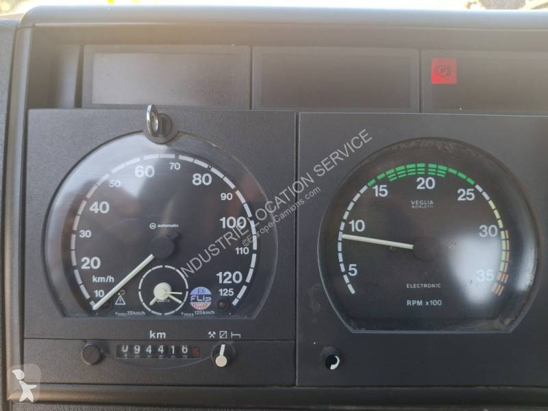 شاحنة Iveco