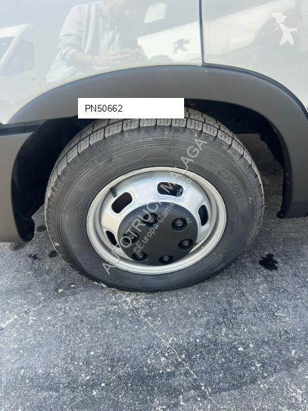 Furgoneta Iveco 35-150