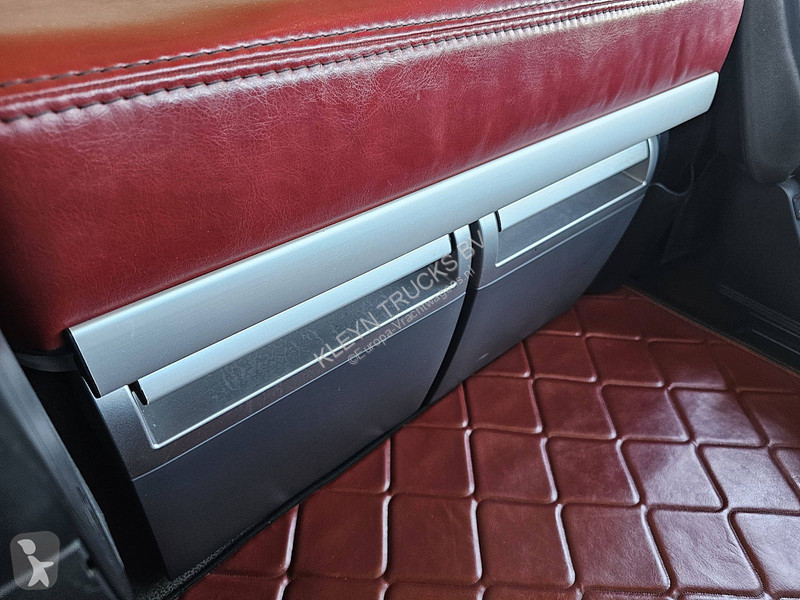 شاحنة DAF 480 FAN