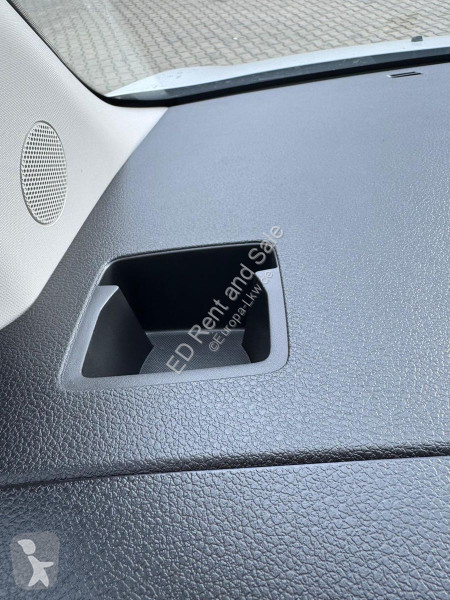 Nyttofordon Opel Vivaro Flex Space AHK/HolzBoden