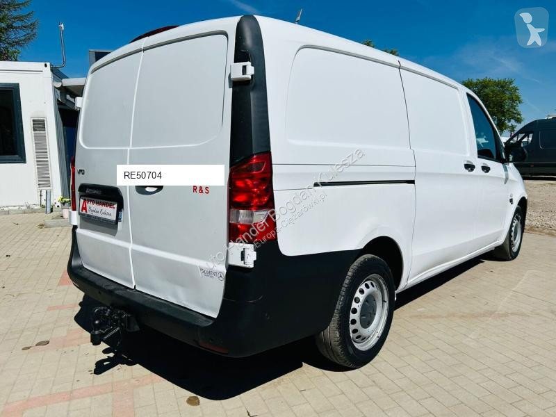 Furgoneta Mercedes vito