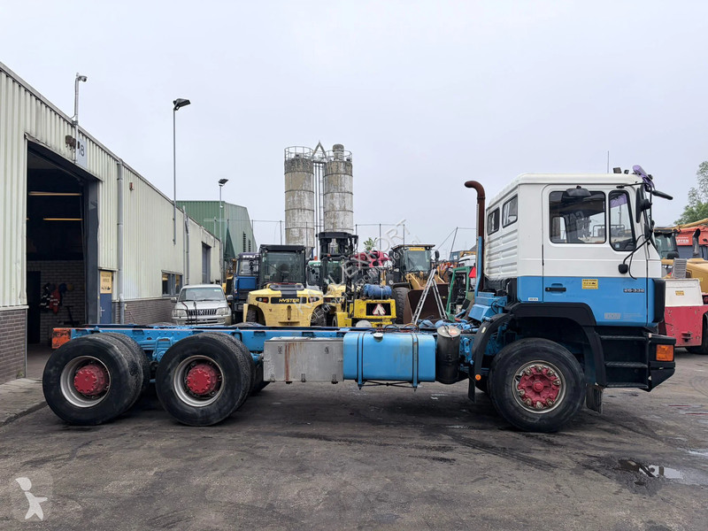 شاحنة MAN 26 .332 Chassis Cabine 6x4 Manual...