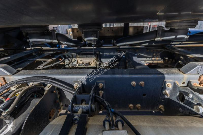 شاحنة Volvo FE 260 +ALU CACIDEP 13.500L+4COMP