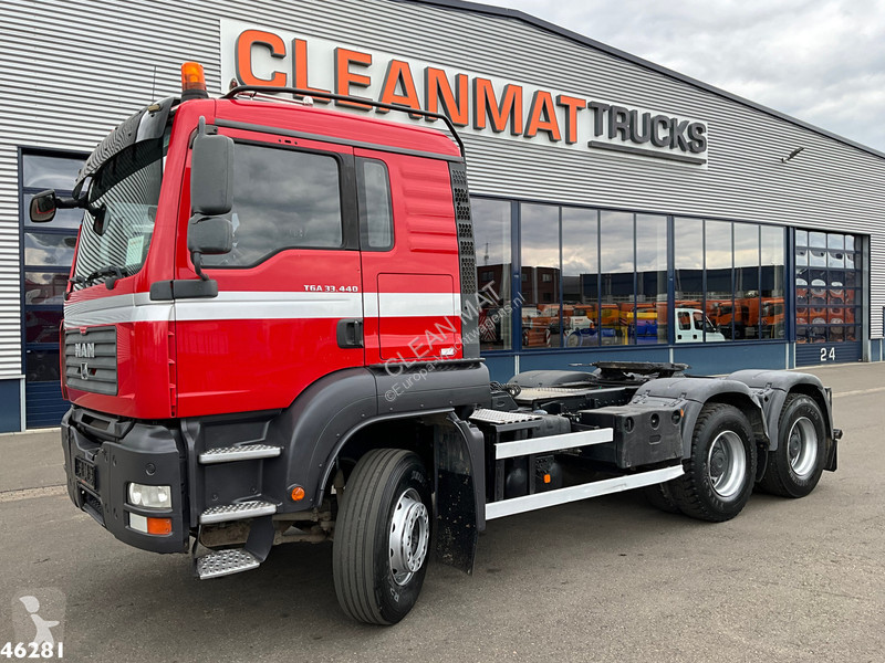 شاحنة MAN 33.440 6x4 Manual Full steel Kipper...