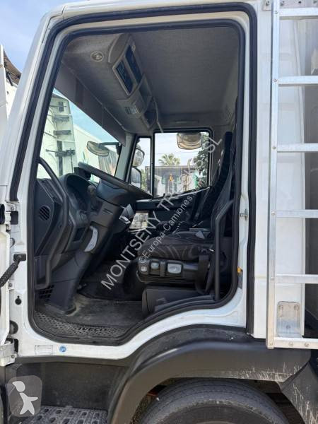 شاحنة Iveco