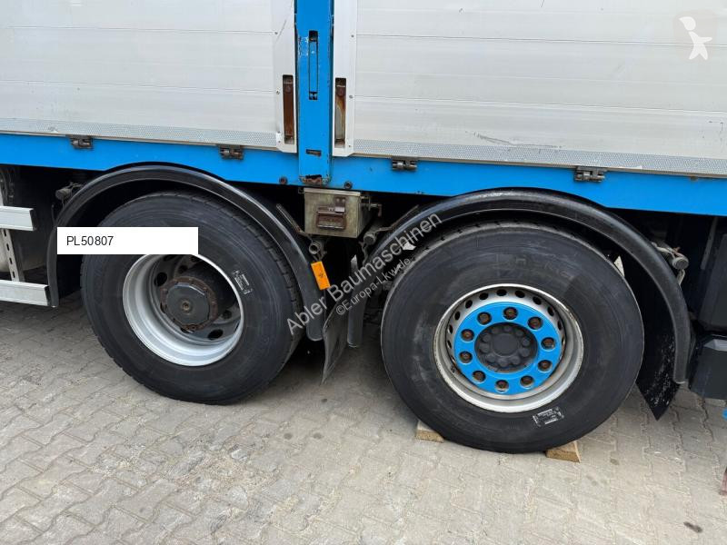 شاحنة Mercedes 240.2E-4A
