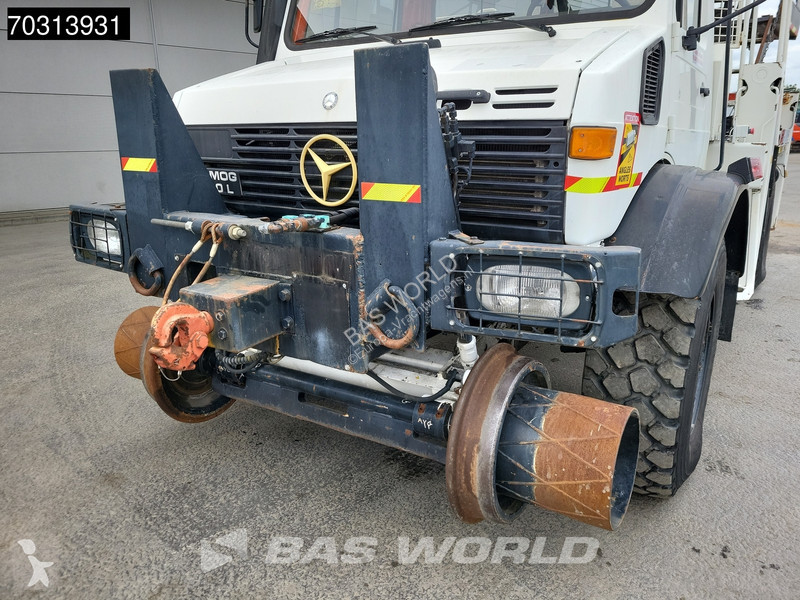 شاحنة Mercedes U 1750L38 4X4 4x4 Road-rail...